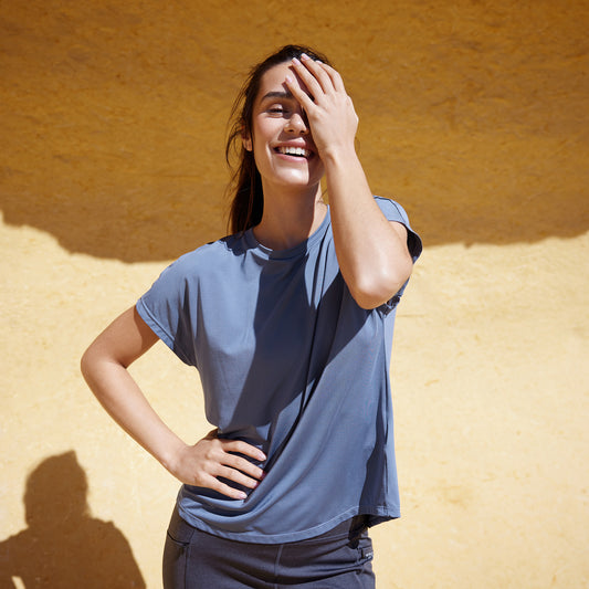 Skyla Womens Short Sleeve Performance Top - Smokey Blue