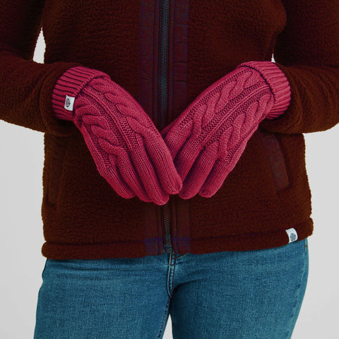Grouse Cable Knit Gloves Cerise